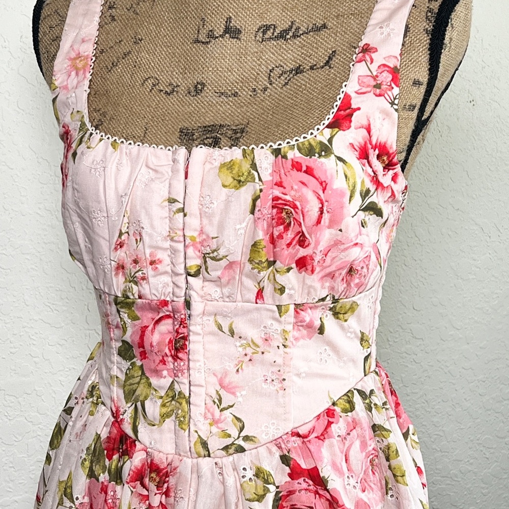 Floral Pink Vintage-Style Sundress - Picture 4 of 12